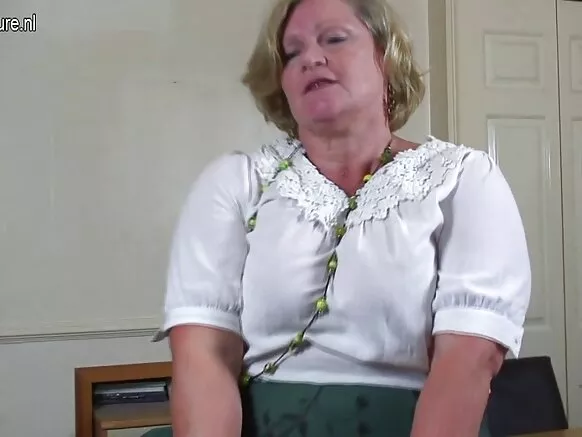 Neene mo ɓiɗɓe leɗɗe mawɗe ina fijira no grandes fuck taani mum.