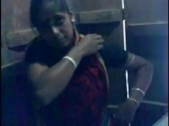Busty Tamil wuro sukaaɓe rewɓe Cum, Aunty holliri ɓuuɓri.