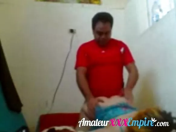 MILF mawɗo puccu fucked e ɓaleejo. Mi fuck mom ninu bathroom be gorko bonɗo.