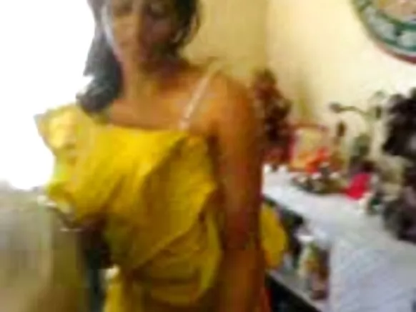 Hyderabad suka debbo ina yiɗi coccorgal rewɓe mawɓe xxx cams suuɗiiɗi.