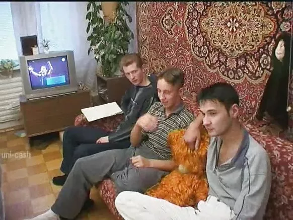 Russe mature part 1 de 4 mature e tette mawɗe.