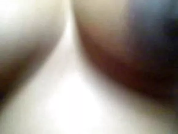 Wideyoo aunty indiyanke mawɗo e grandes ina njillondiri e kesi.
